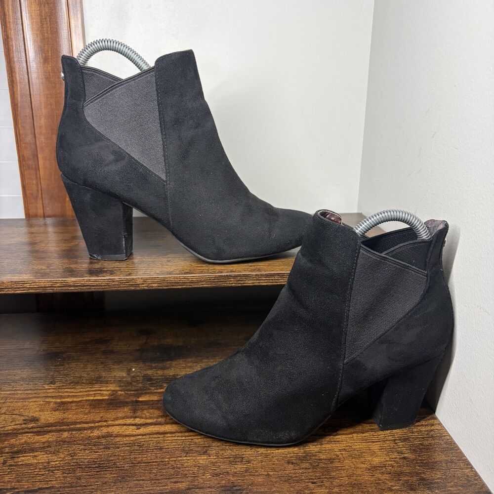 BCBGeneration Black Suede Chelsea Ankle Boots Block Heel Womens 7.5